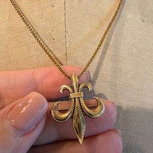 Vintage Gold-filled Fleur-de-Lis Pendant